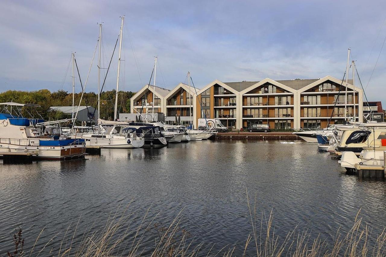 Luxe 4 Persoons Appartement In Residence Marina Kamperland 2C Luaran gambar